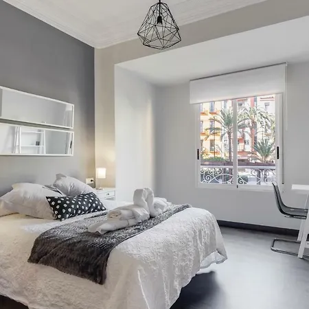 Lägenhet La Casa De Espejos Alicante